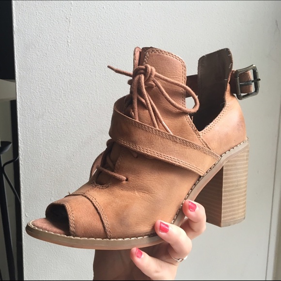 Seychelles Heeled Open Toe Bootie Anthropologie - Picture 4 of 4